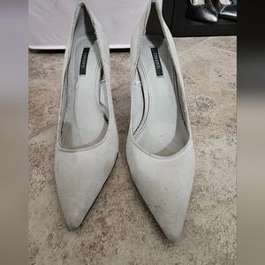 Forever 21 Elegant Cream Heels